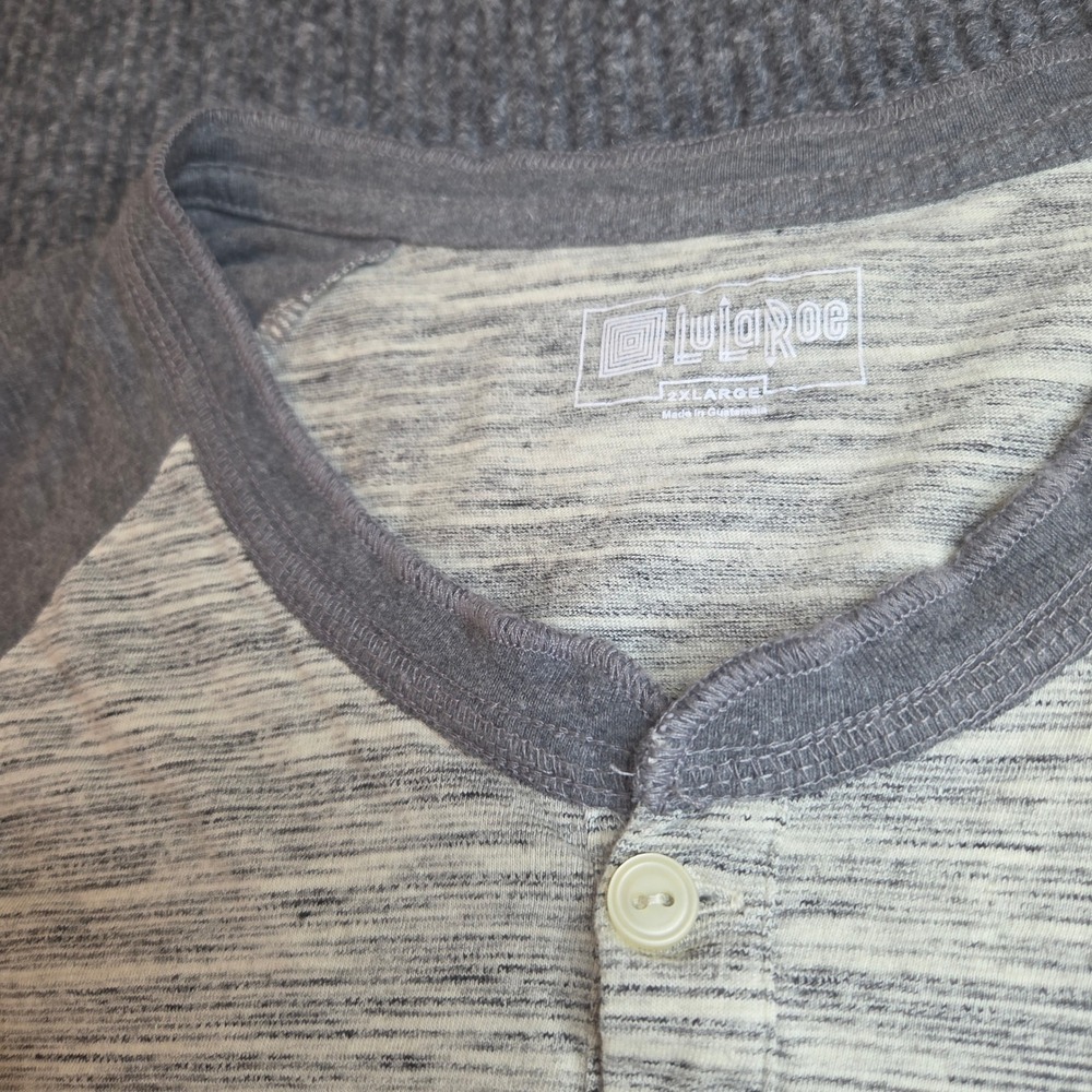 LuLaRoe 2XL Mens Gray White Long‎ Sleeve Henley T Shirt Casual Layering Top